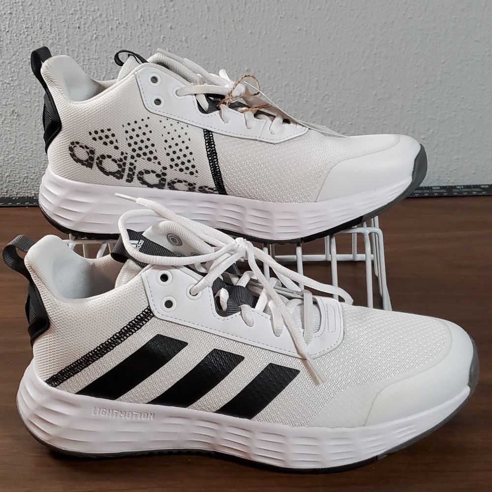 NEW NWT adidas Own the Game 2.0‎ Men's Basketball Shoe White Black Size 9½ 9.5